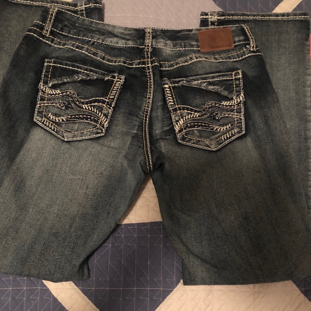 MAURICES ladies bootcut jeans size 11/12 short.